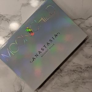 Anastasia Beverly Hills Moonchild palette